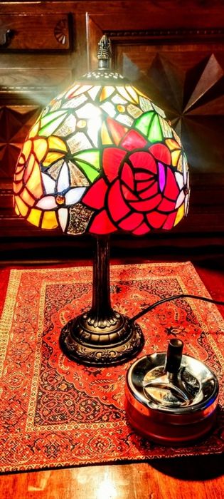 diverse veioze/lampi stil tiffany noua