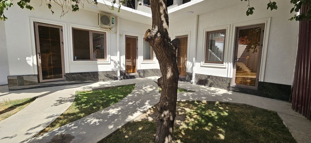 Сдаются номера в гостинице Paradise Garden в исторической части города