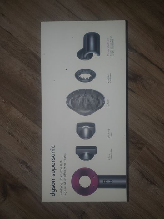 Dyson HD08 *SIGILAT*