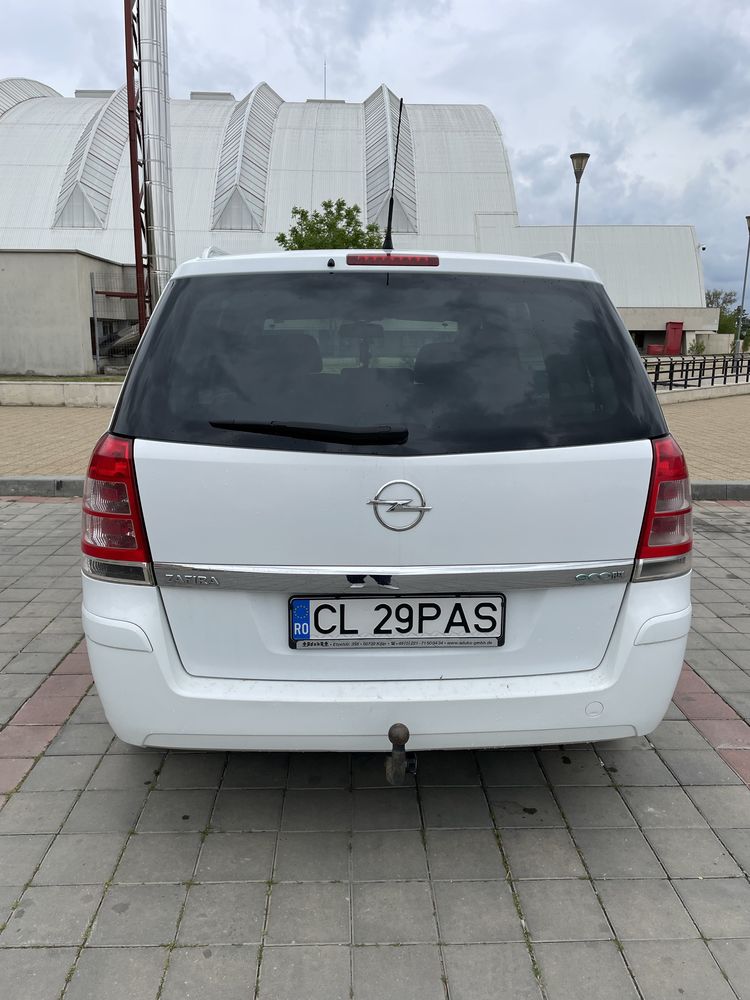 Opel Zafira 2011 7 locuri