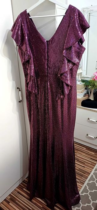 Рокля за повод ХЛ размер