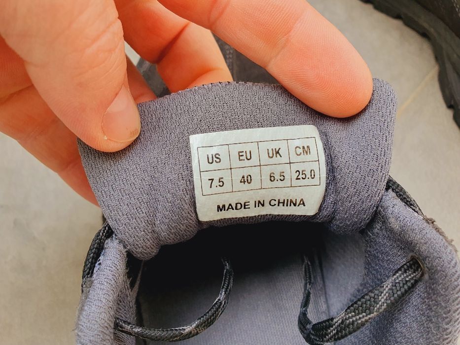 Pantofi drumeție lotto nr 40