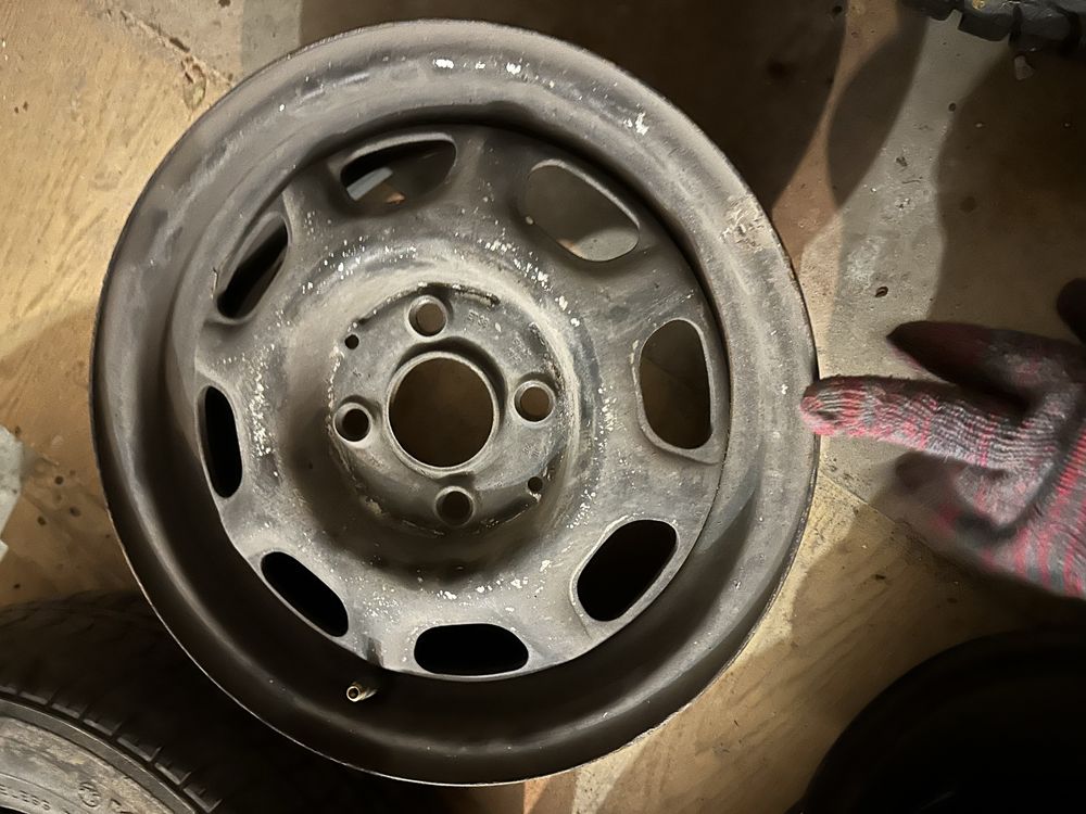 Продам диски на р13