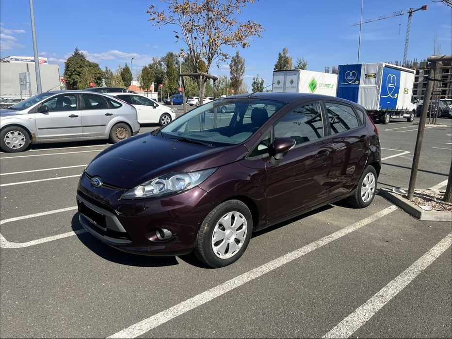 Ford Fiesta 2011 - benzina