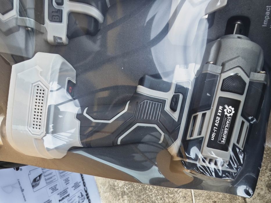 Set de scule electrice StahlGruppe cu 4 mașini