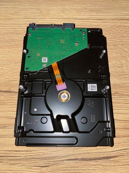 Твърд диск Seagate 2TB