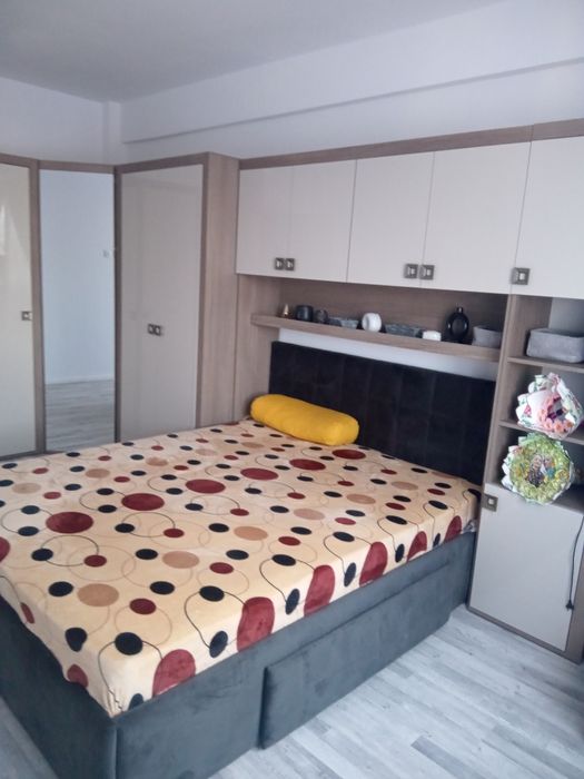 Apartament de închiriat
