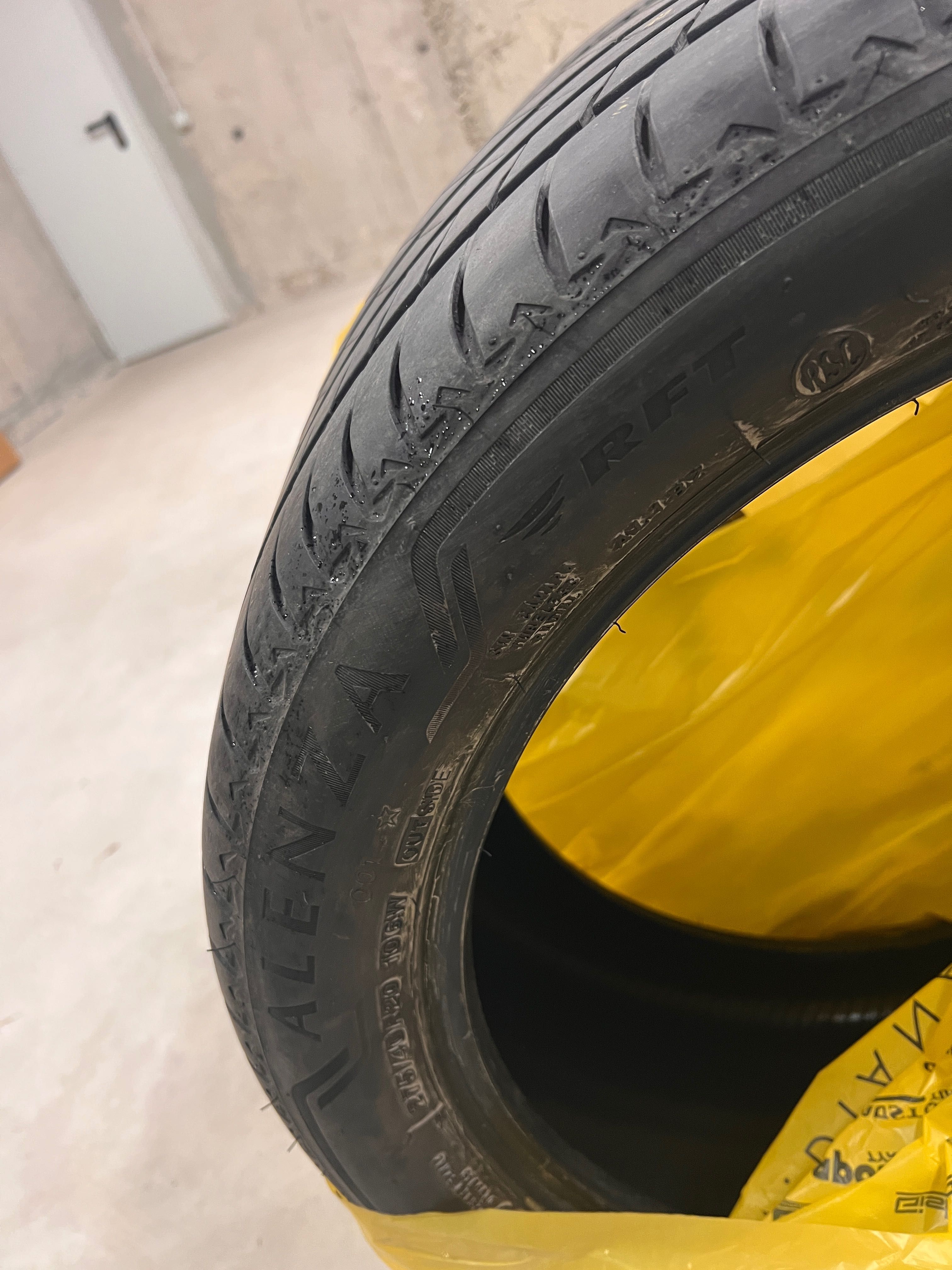 Гуми Bridgestone Alenza Run Flat Tyres 245/45/20 и 275/40/20