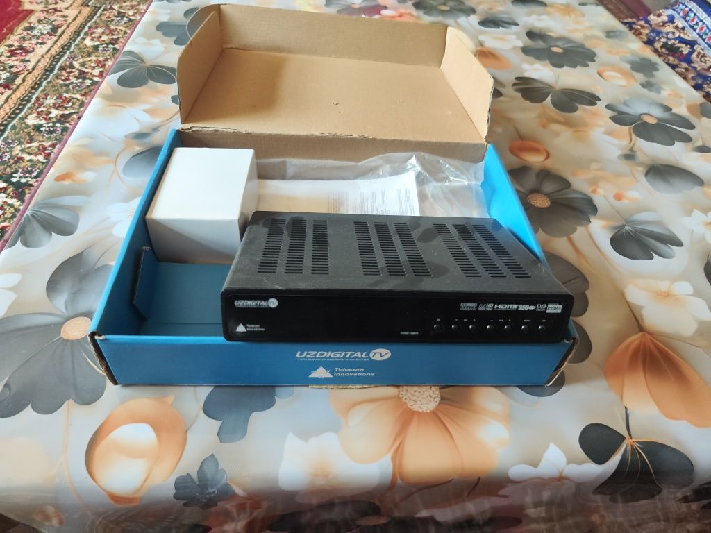 Uzdigatal tunner T-2 format Rossiya va LG televizor 72 diaganal