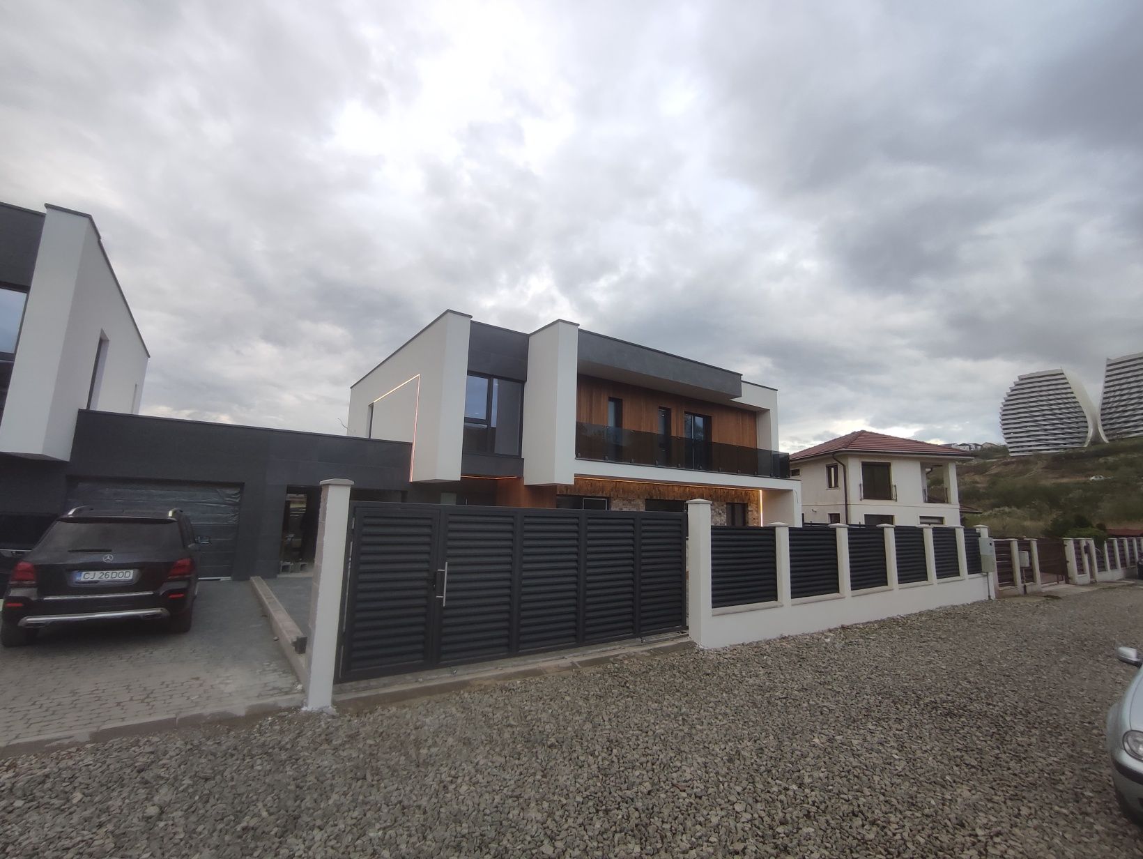 Porți și Garduri * cea ce iti doresti pentru casa ta
