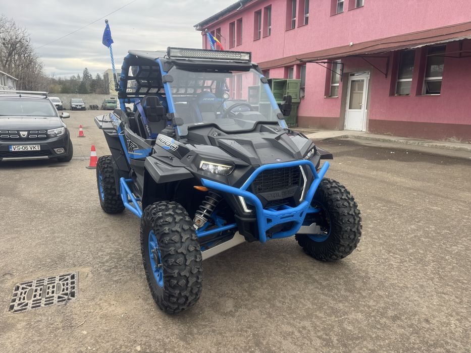 Polaris rzr 1000Cmc