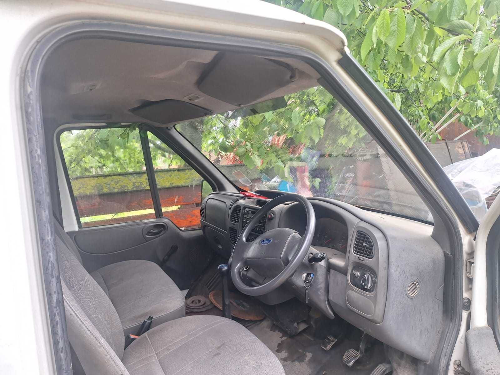 Ford Transit 2004