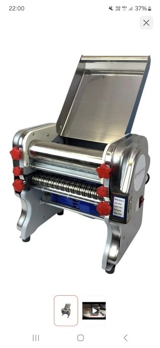 Продам тестораскаточную машинку лапшарезку  2в1