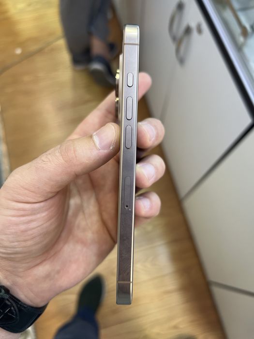 iPhone 16 Pro 256gb desert 92% ideal
