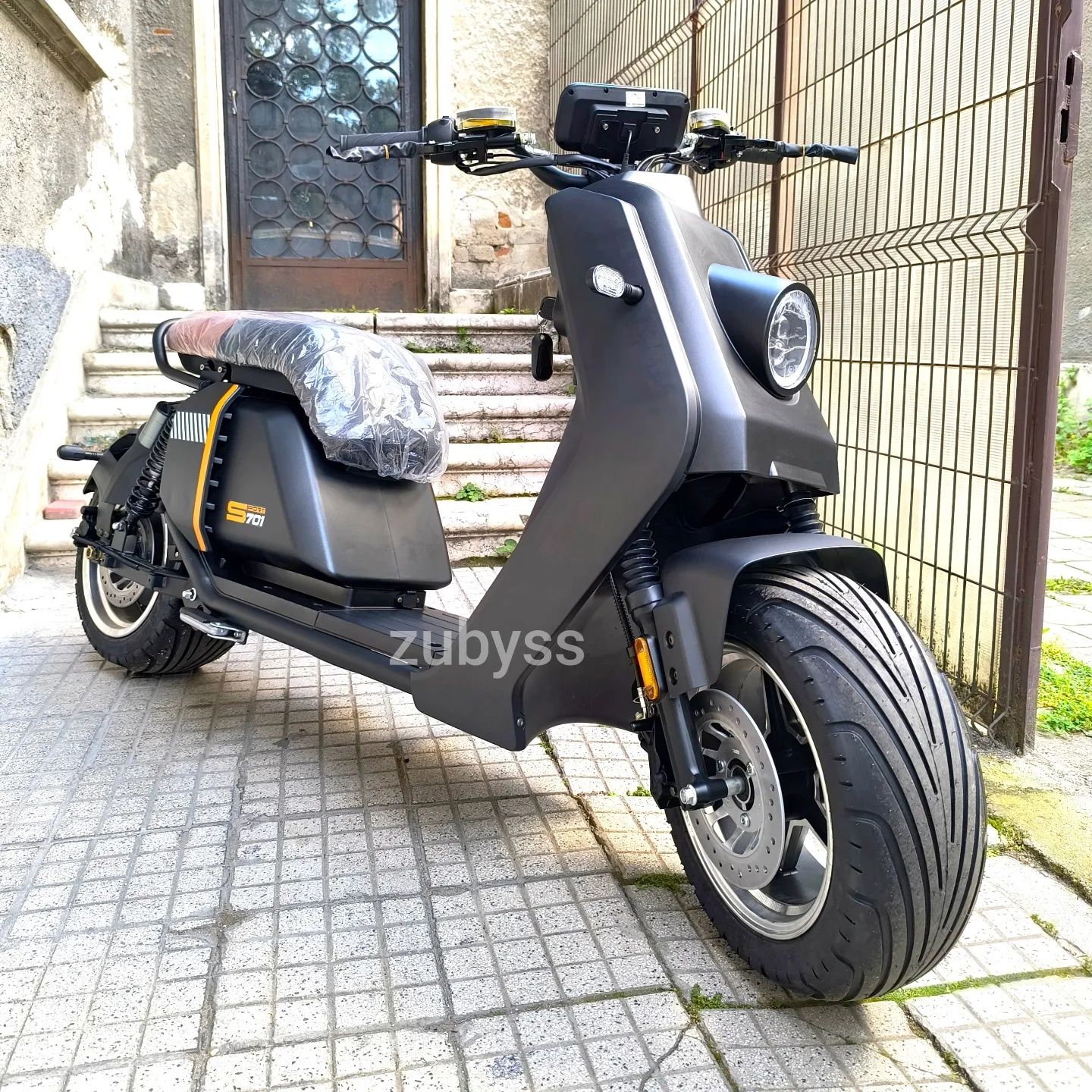 Scuter Electric Fără Permis Solley S701 PRO 2000W Baterie 26Ah  TOP