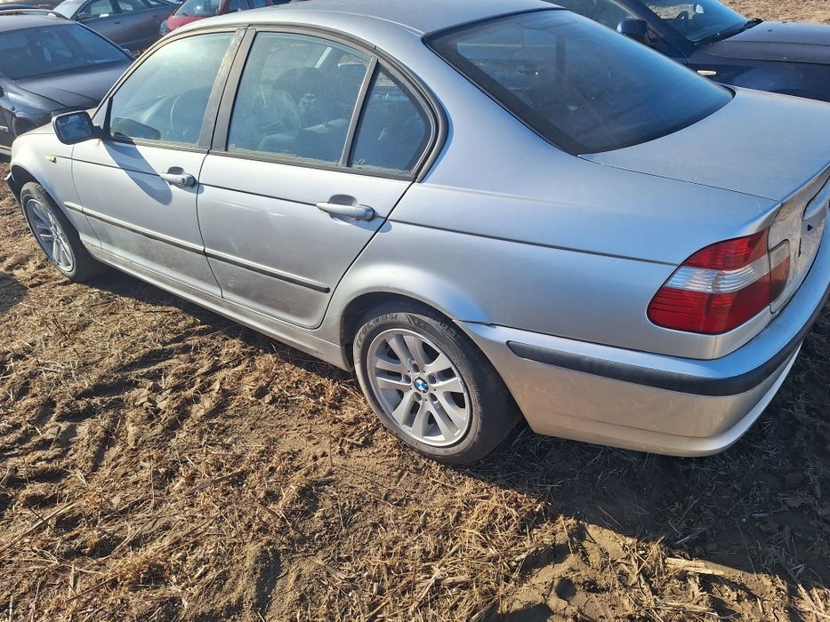 Dezmembrez bmw e46 facelift