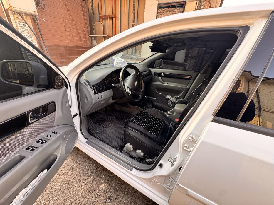 Chevrolet Jentra