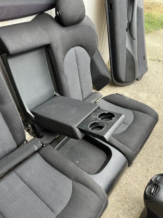 Салон Мерцедес w209