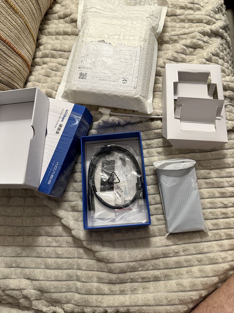 Vand Acasis ssd enclouser