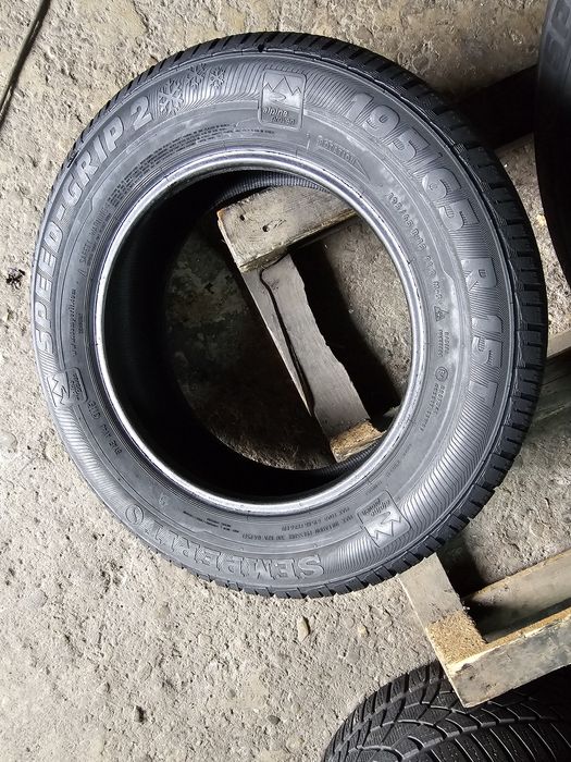 4 anvelope iarna 195 65 15 Semperit 6mm