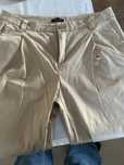 Pantaloni din material de calitate