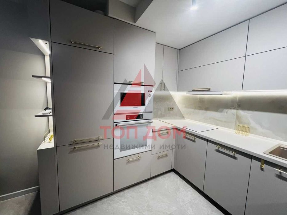 Дава се под наем Двустаен апартамент в Варна, Гръцка махала - 52 кв.м за 900 € - Снимка #2