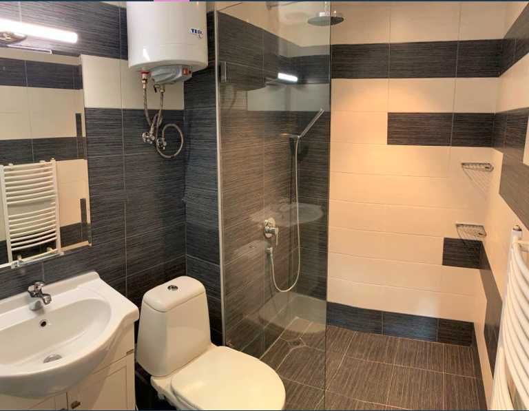 Продава се Тристаен апартамент в София, Надежда 2 - 100 кв.м за 2500 €/кв.м - Снимка #9