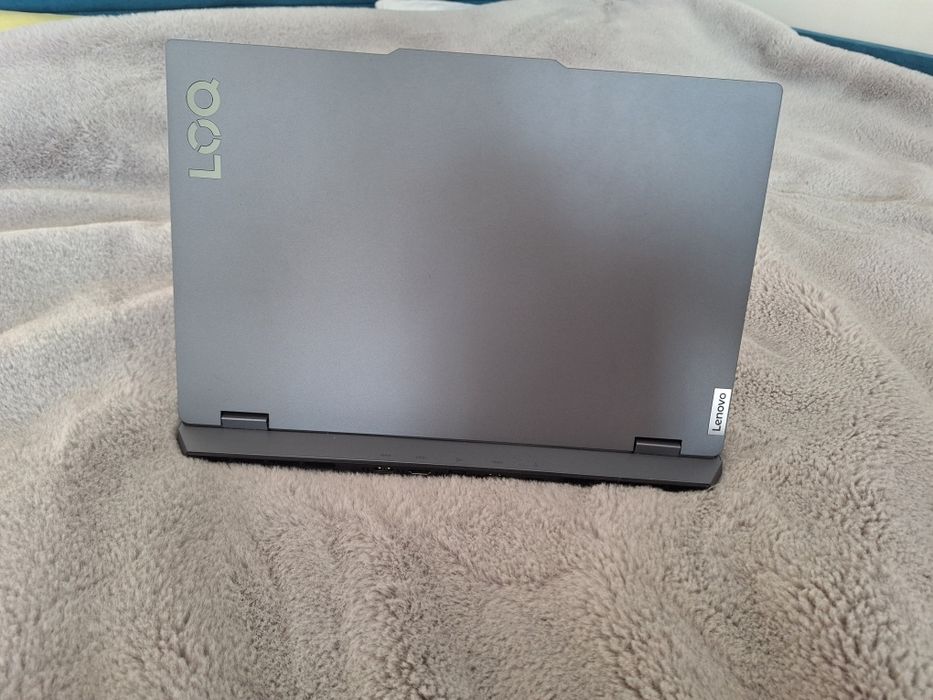 Laptop Gaming Lenovo LOQ cu RTX 3050 Intel I5 și 16 GB RAM cu garanție