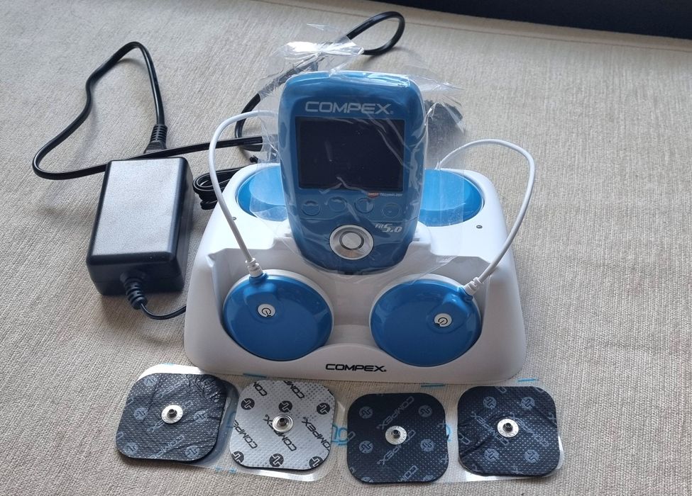 Compex Fit 5.0 electrostimulator muscular   /  aparat tonifiere