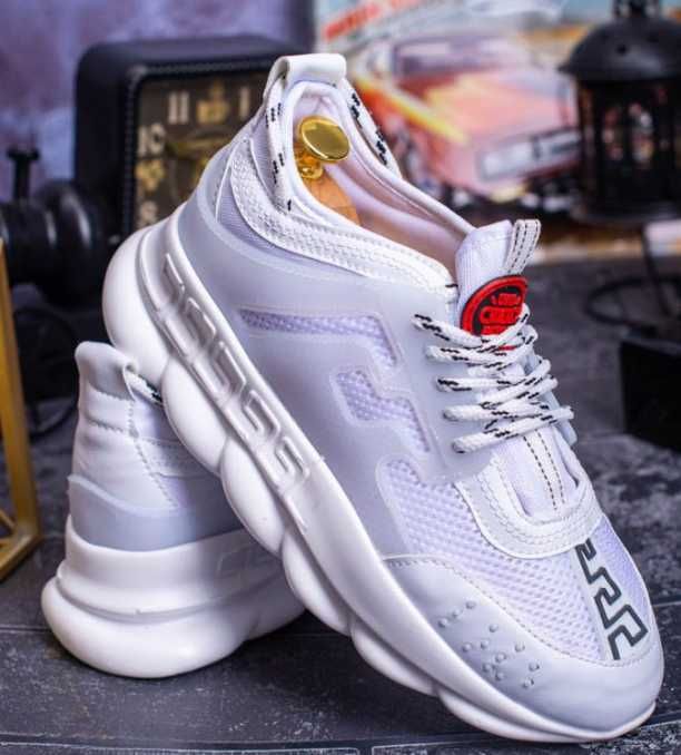 Vand Adidasi Versace