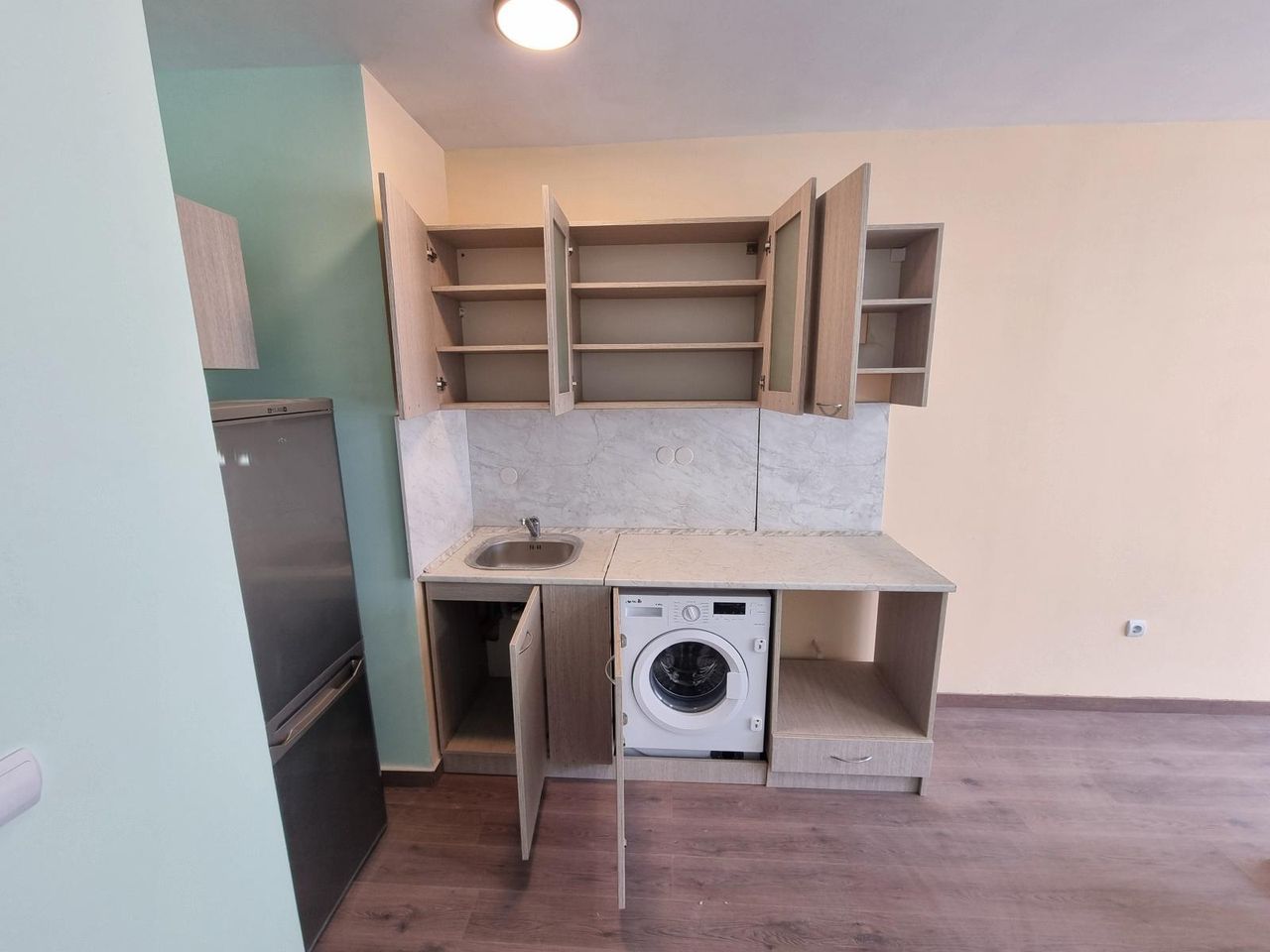 Дава се под наем Двустаен апартамент в София, Овча купел - 76 кв.м за 449 € - Снимка #1