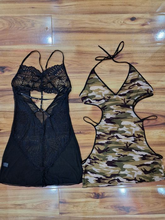 Doua lenjerii sexy la doar 45 lei