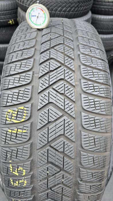 4 anvelope iarnă Pirelli 235/55/18 - dot 2022
