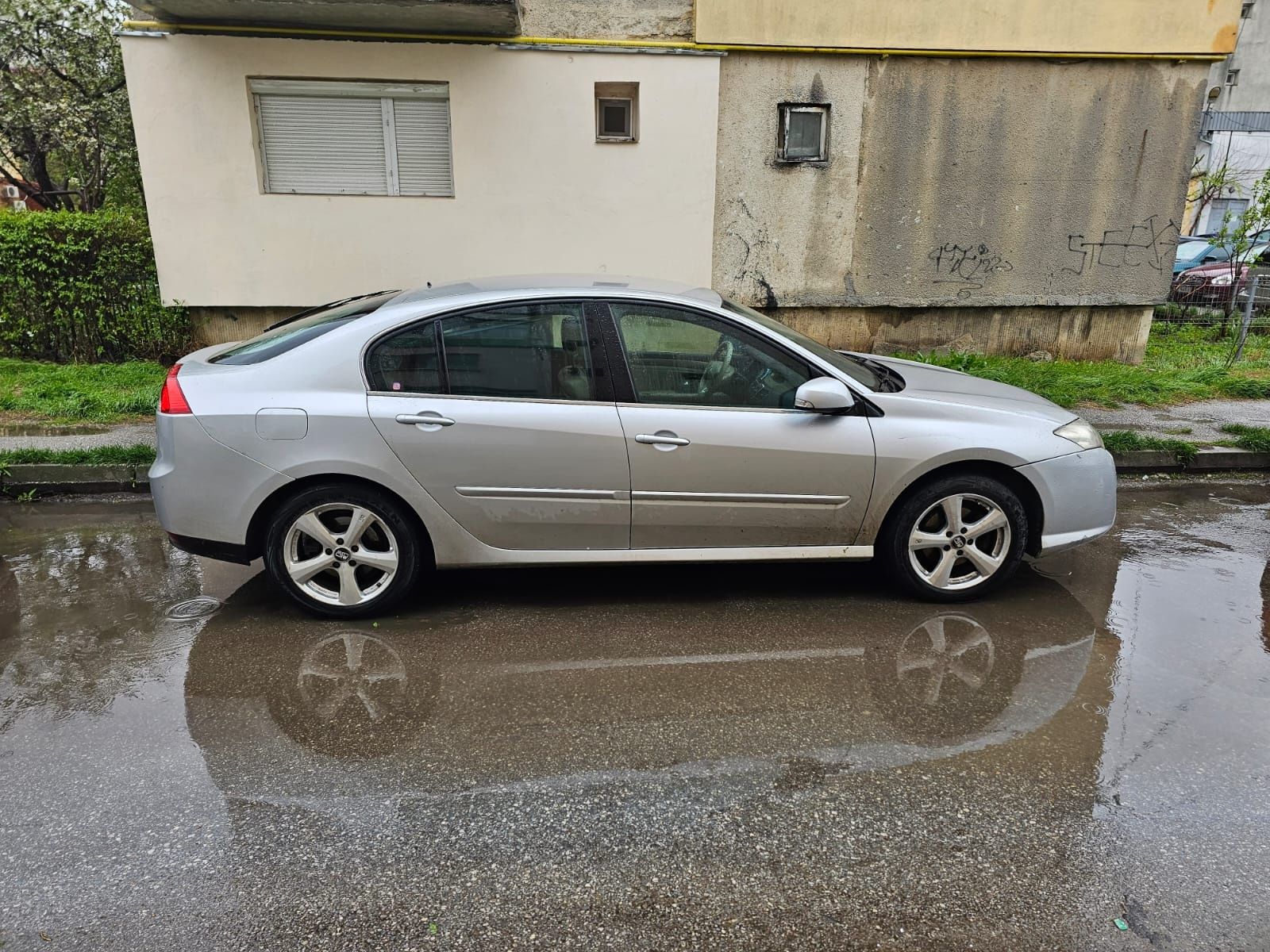 Vând Renault Laguna 3 negociabil