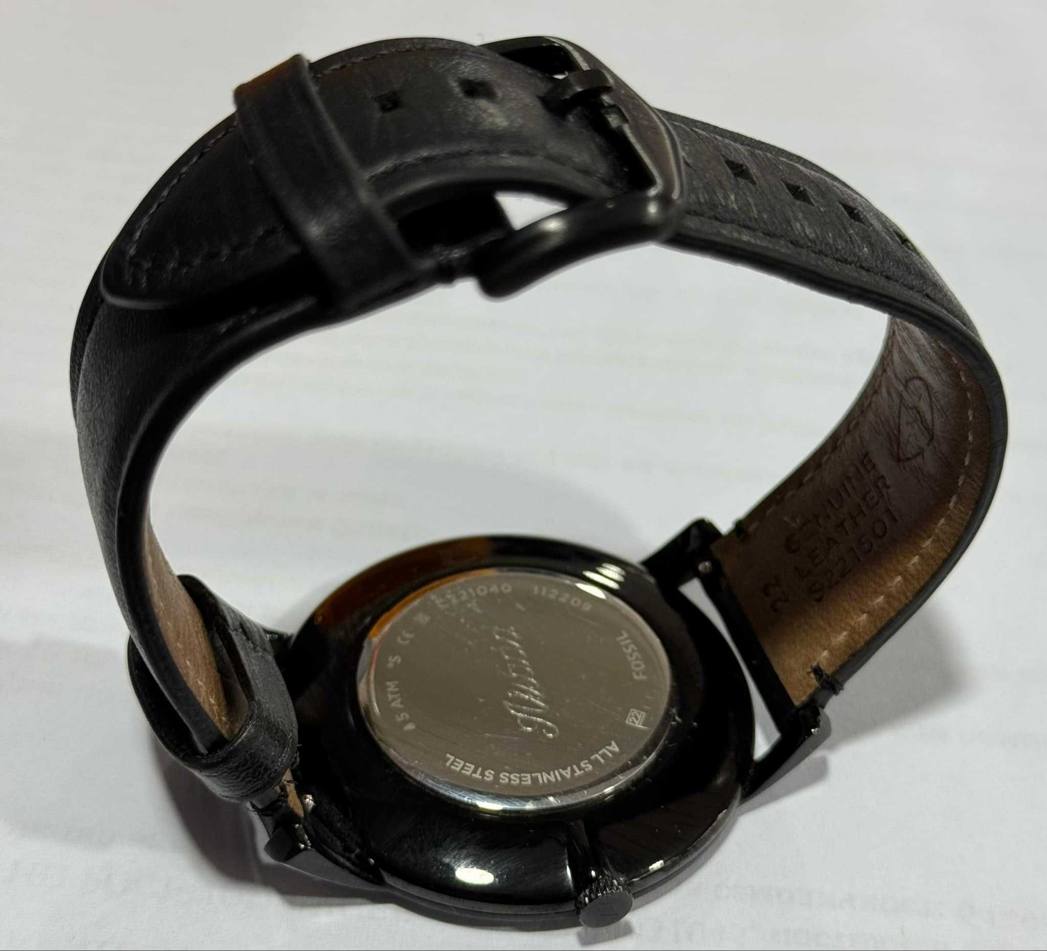 Часовник Fossil C221040