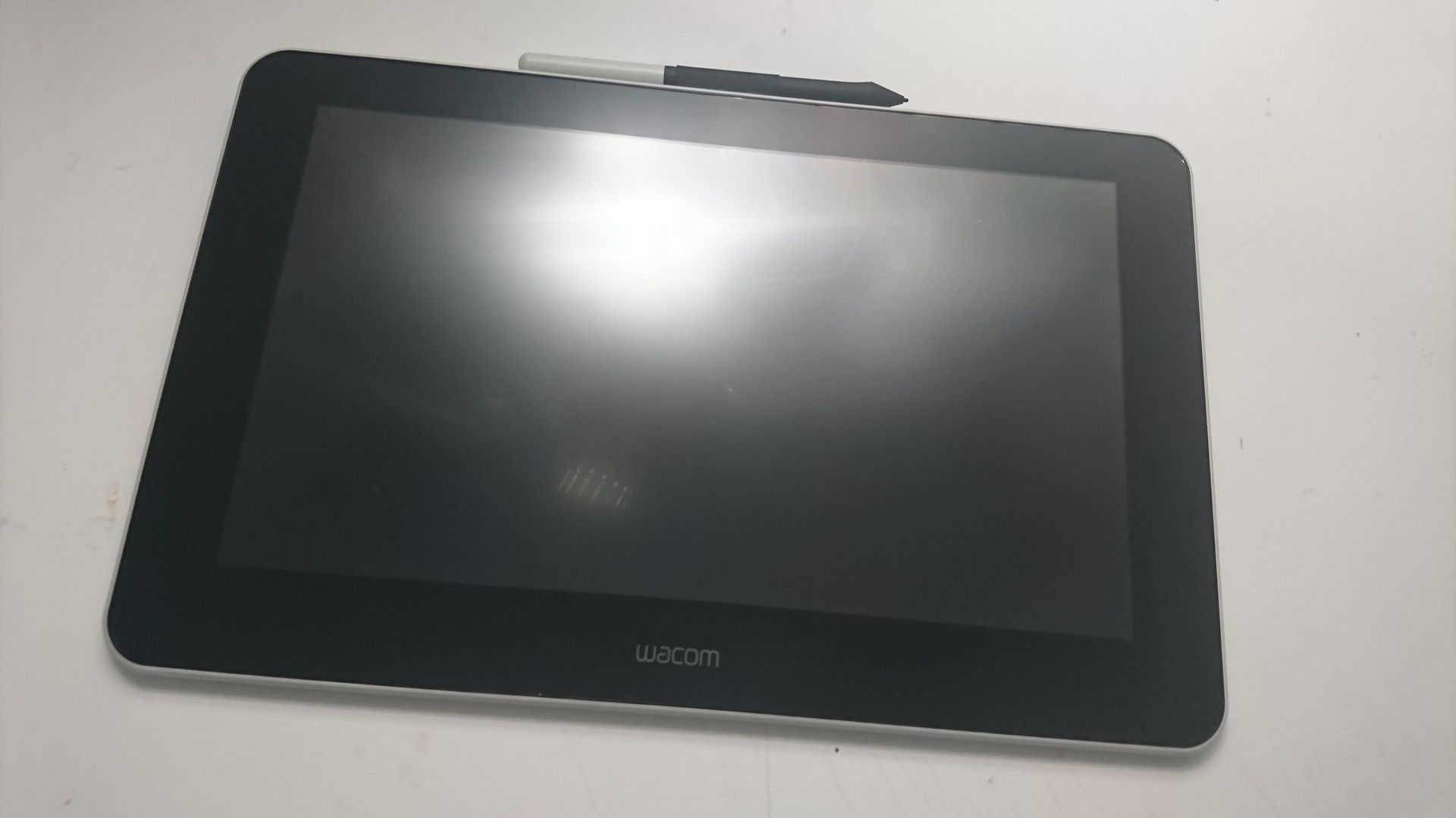 Tableta grafica Wacom One 13,3 inch - ca noua