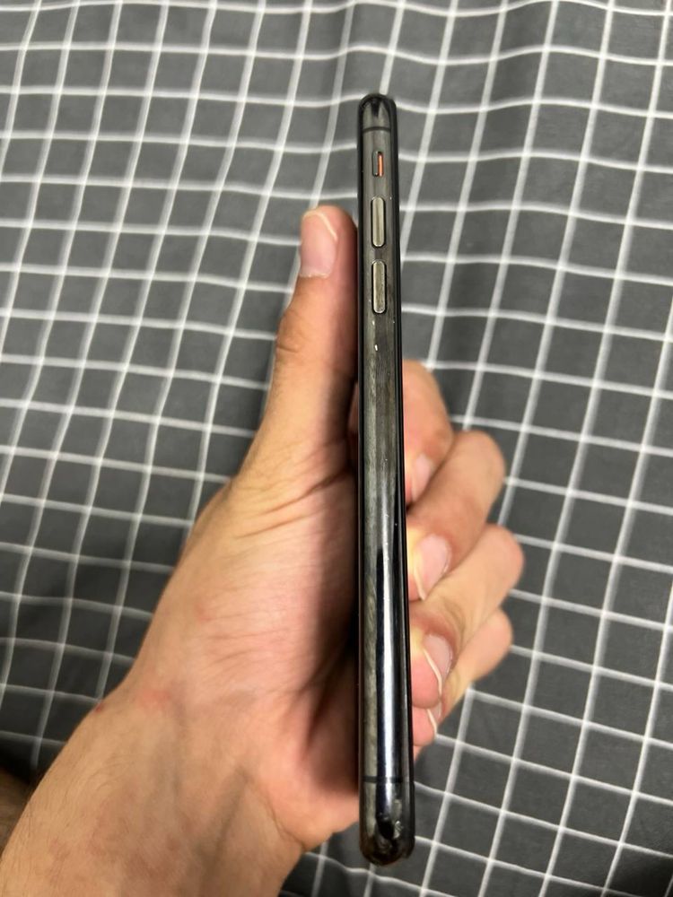 iPhone X ideal 77%