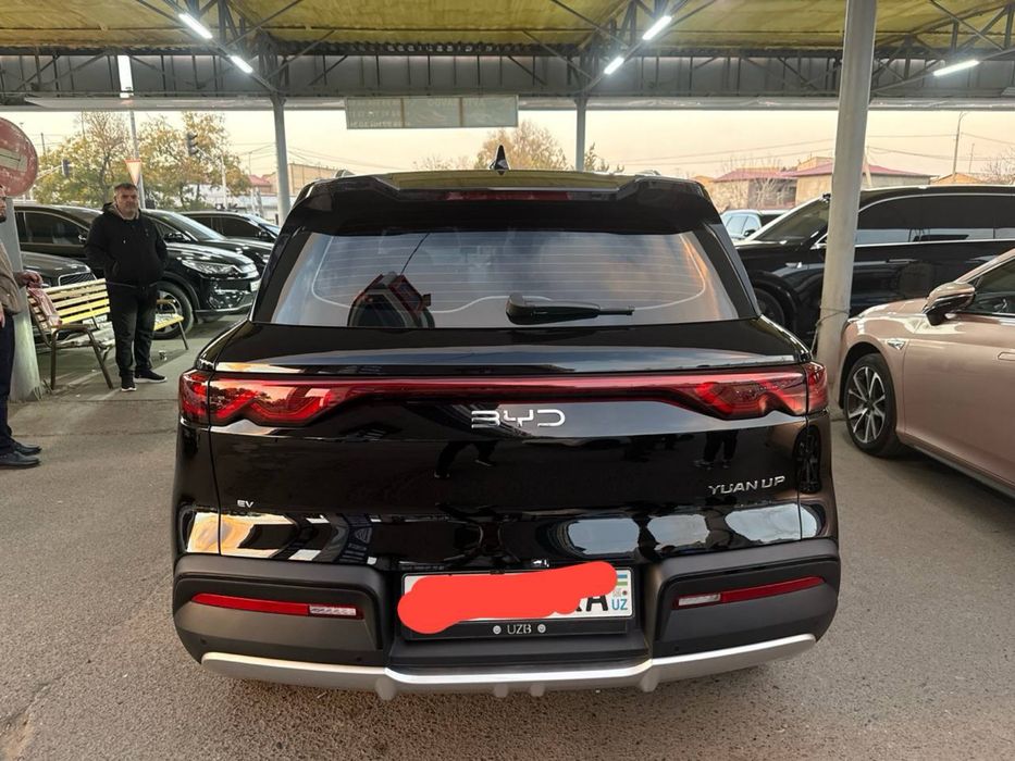 BYD Yuan Up Full 2025 Ofitsalni