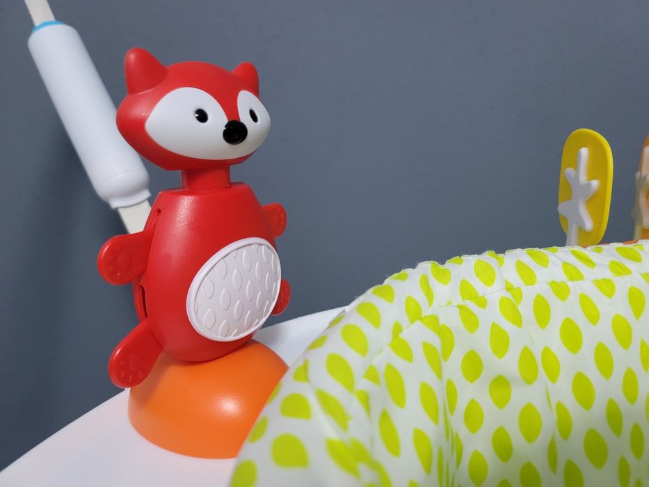 Jumper interactiv Skip Hop, varsta recomandata 4 luni+