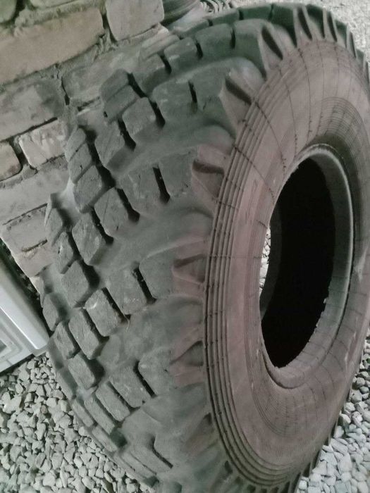 Продам шину на автомашину Урал