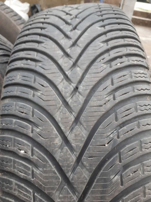 Продавам 4бр.зимни гуми -215/65/16 BF Goodrich