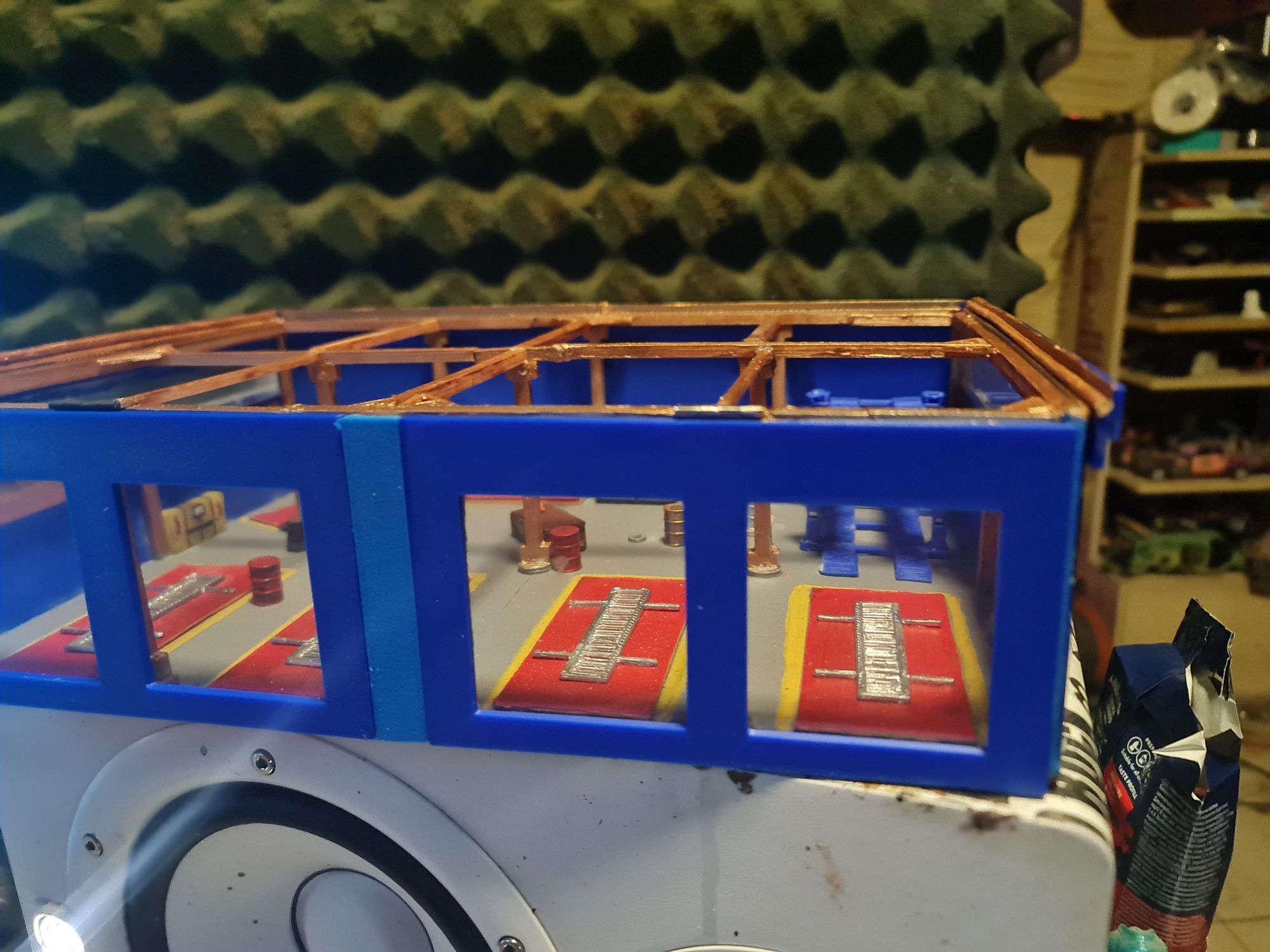 Hot Wheels аксесоари, стендове и гаражи по поръчка.