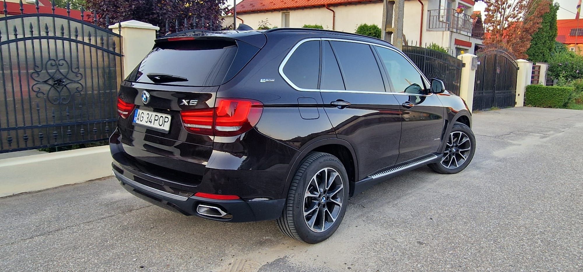 BMW X5 Hibrid stare foarte bună