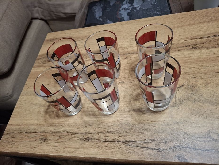 Набор стаканчиков.