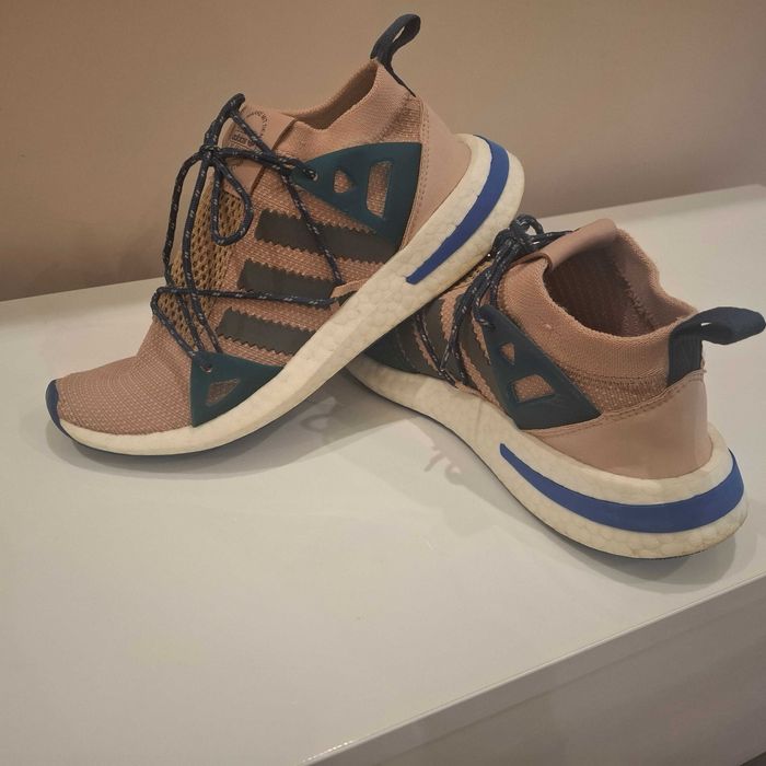 Маратонки адидас 39номер