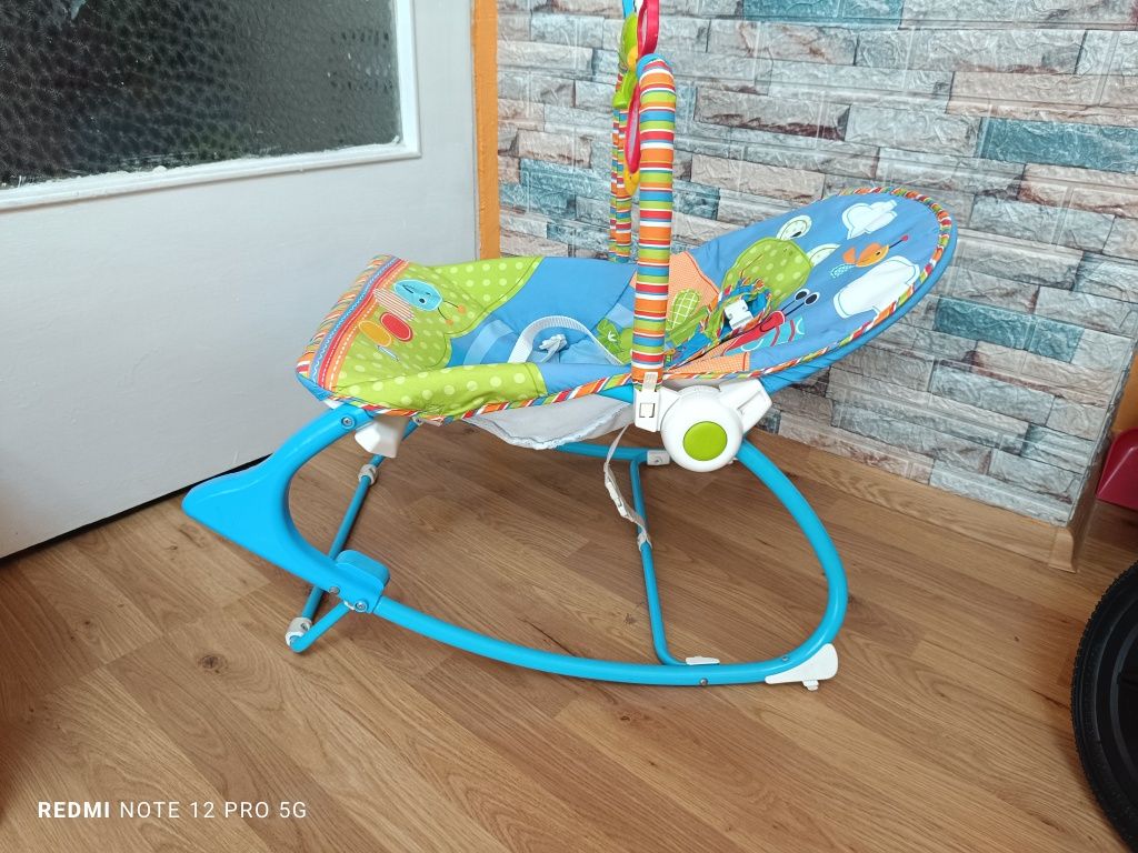 Бебешка люлка шезлонг fisher price