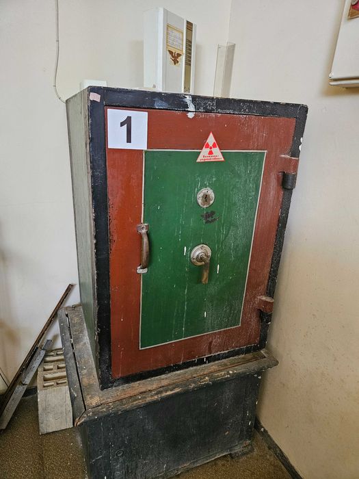 Масивни стари сейфове/каси/каса