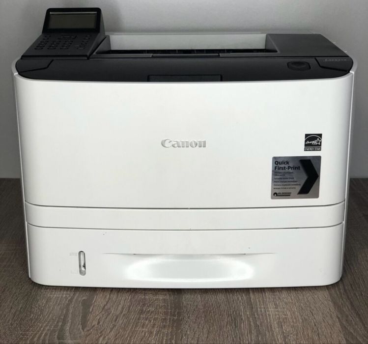 Продам canon 251 dw в отличном состояние sotiladi
