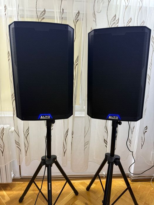 2 Boxe cu amplificator Alto TS 415, 2500W