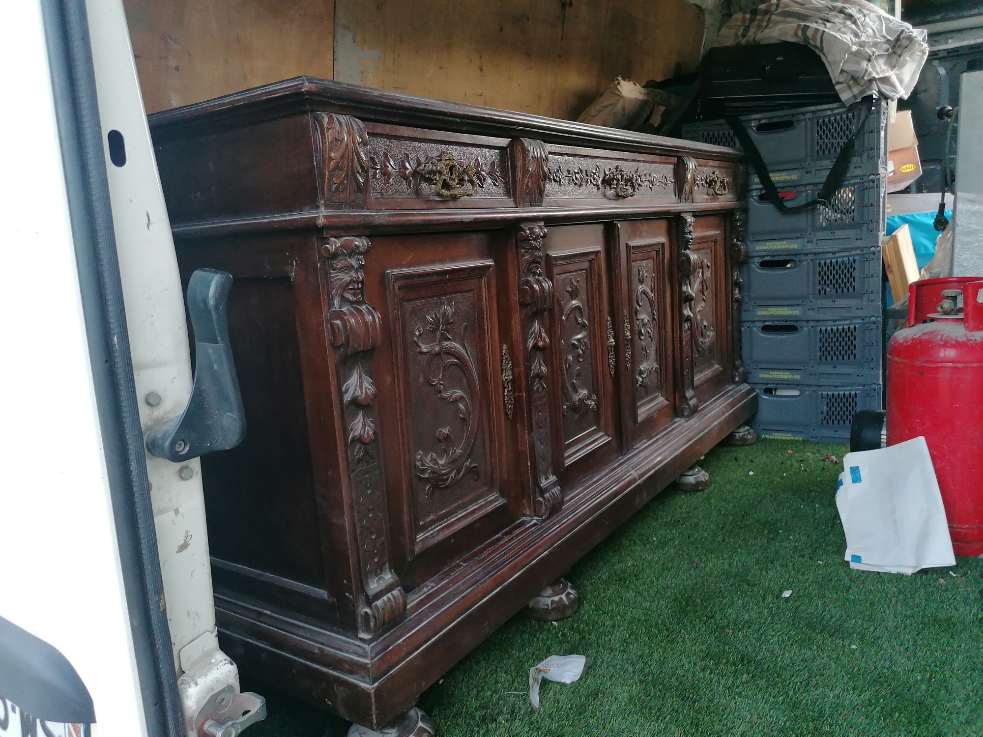 Credenza antiquariat lemn masiv castan 1800 restaurata